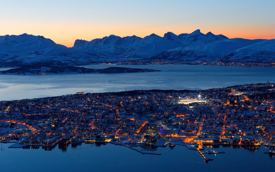 Picture 4 for Activity Tromso: Northern Lights Cable Car Excursion