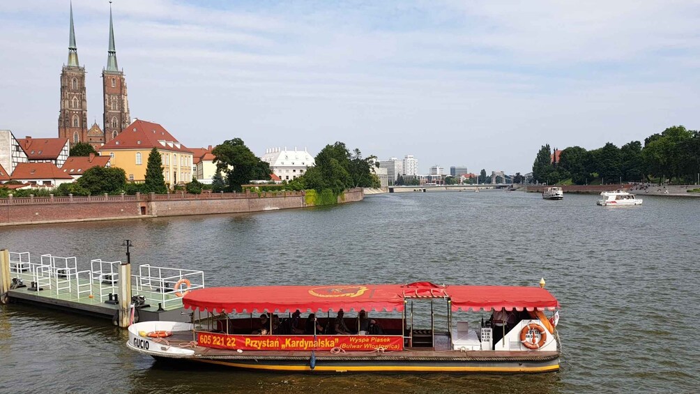 Picture 12 for Activity Wrocław City Tour with Gondola or Boat Ride