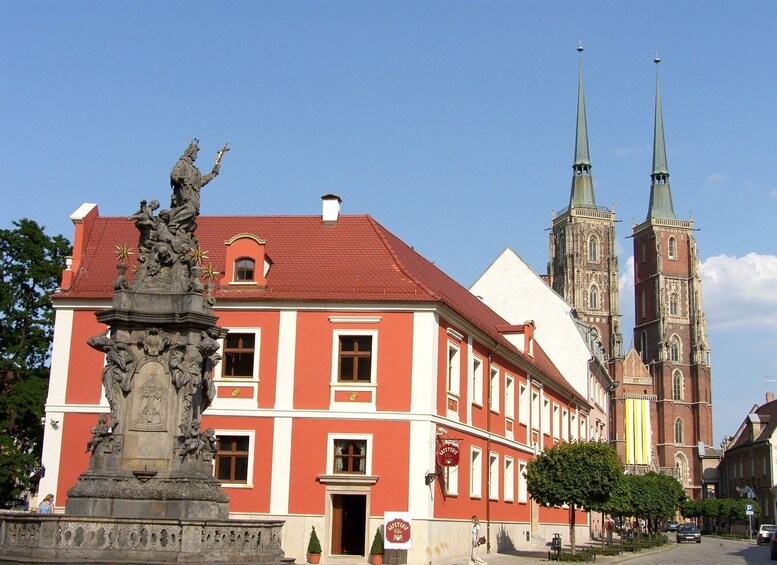 Picture 11 for Activity Wrocław City Tour with Gondola or Boat Ride