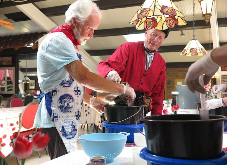 Volendam: 2.5-Hour Cheesemaking Workshop & Clog Making Tour