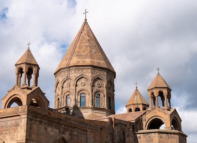 Day trip: Yerevan Sightseeing, St. Echmiadzin, Zvartnots