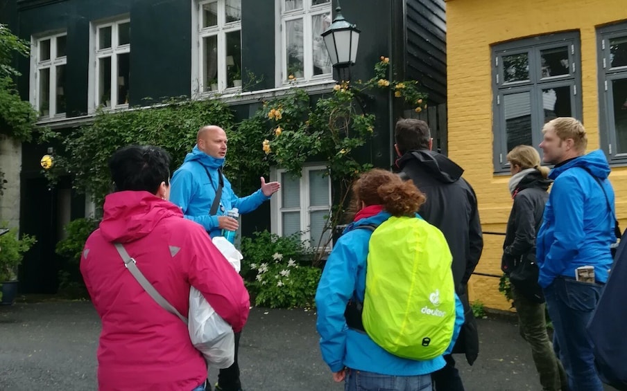 Picture 1 for Activity Bergen: City Tour on Foot