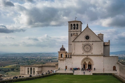 Assise : Visite guidée privée de la basilique Saint-François