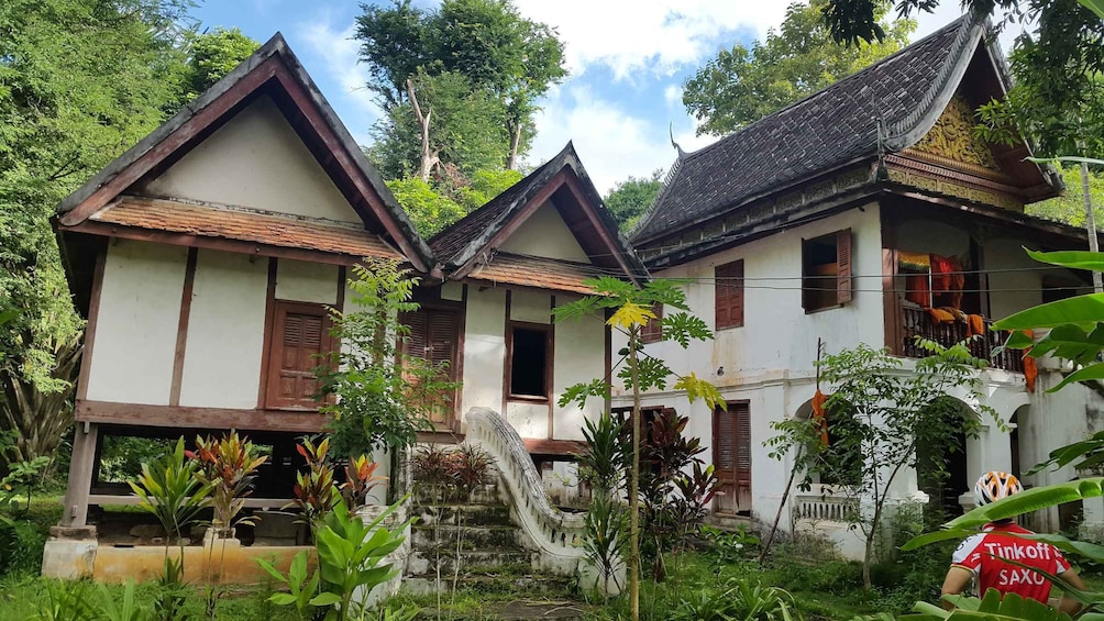 Picture 4 for Activity Luang Prabang: Pottery Workshop & Wat Chomphet cycling Tour