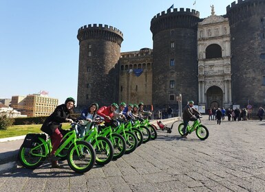 Nápoles: recorrido guiado en bicicleta eléctrica rápida