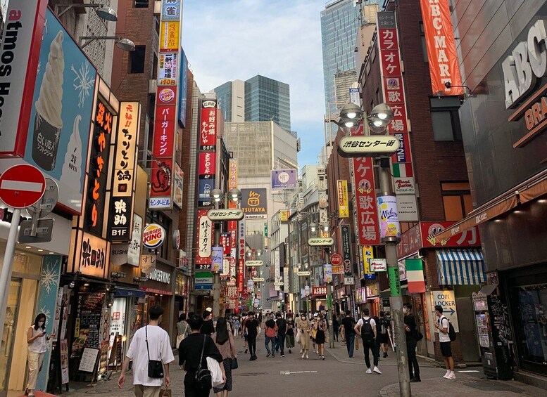 Tokyo: Shibuya Highlights Walking Tour