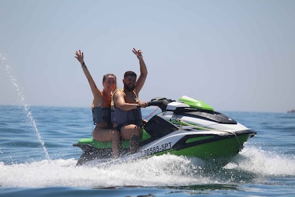 Algarve: เช่าเจ็ตสกีใน Armação de Pêra