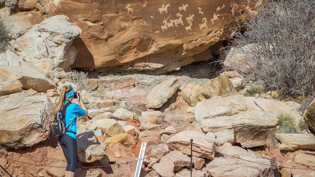 Picture 4 for Activity From Salt Lake City: Private Tour of Arches National Park