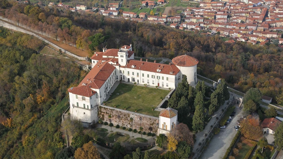 Caravino: Masino Castle Entry Ticket