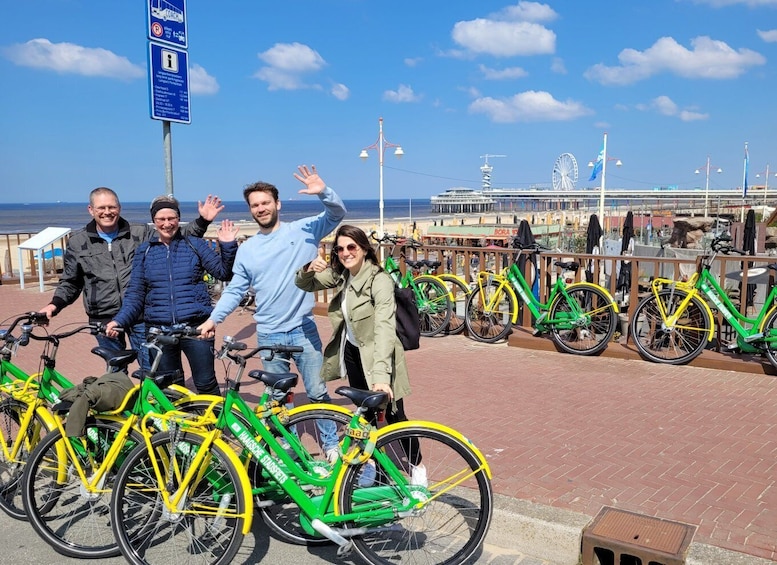 Picture 3 for Activity The Hague: Guided Sightseeing Tour by Bicycle