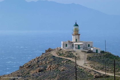 Visita al faro de Armenistis