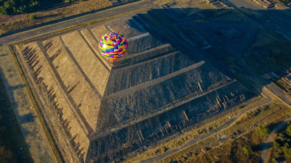 Picture 22 for Activity From Mexico City: Hot Air Balloon Adventure in Teotihuacan