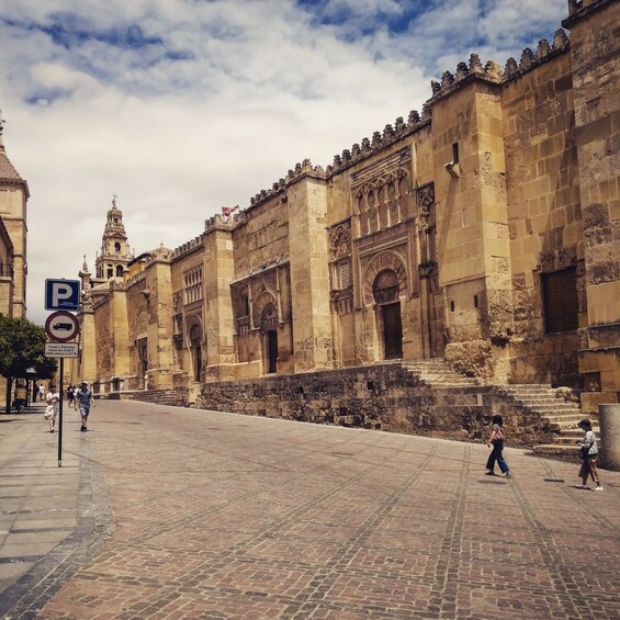 Picture 5 for Activity Córdoba Daily Highlights Bike Tour