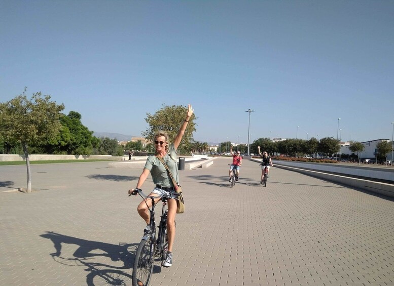 Córdoba Daily Highlights Bike Tour