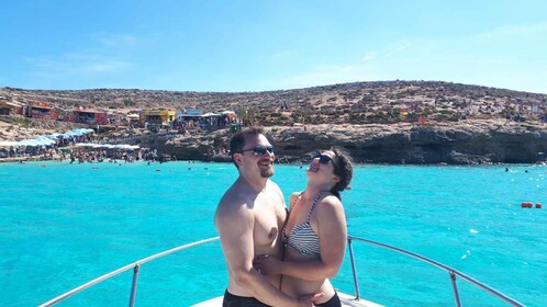 Malta: recorrido en barco privado por Comino, Blue Lagoon y Crystal Lagoon