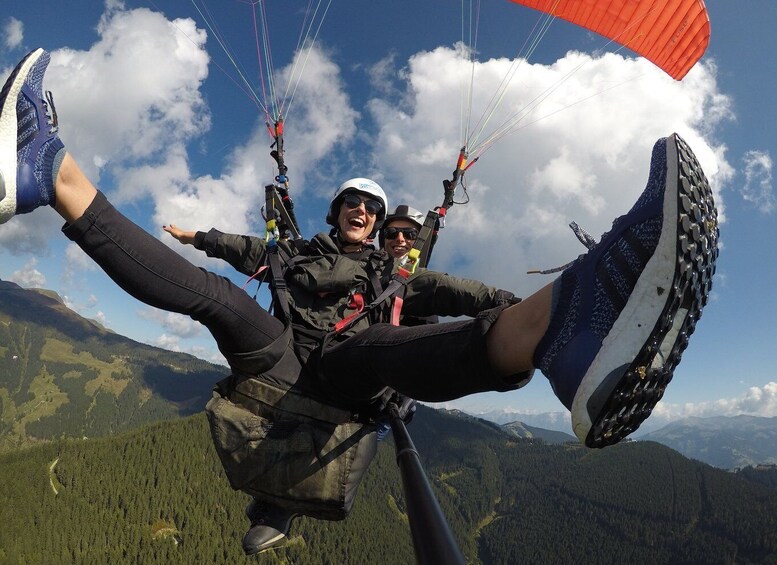 Picture 4 for Activity Zell am See: Schmittenhöhe Tandem Paragliding Flight