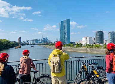 Frankfurt: Fietstour met gids