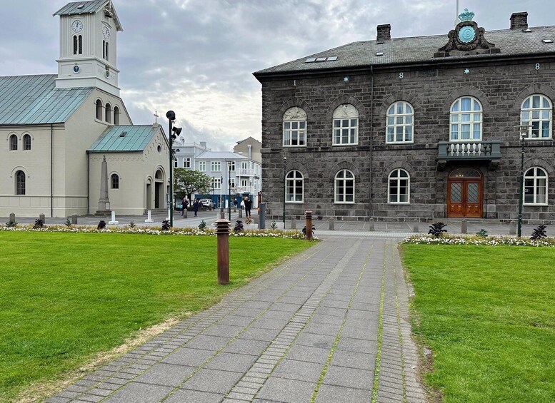 Picture 2 for Activity Reykjavik: City Walking tour in Small Group with Local Guide