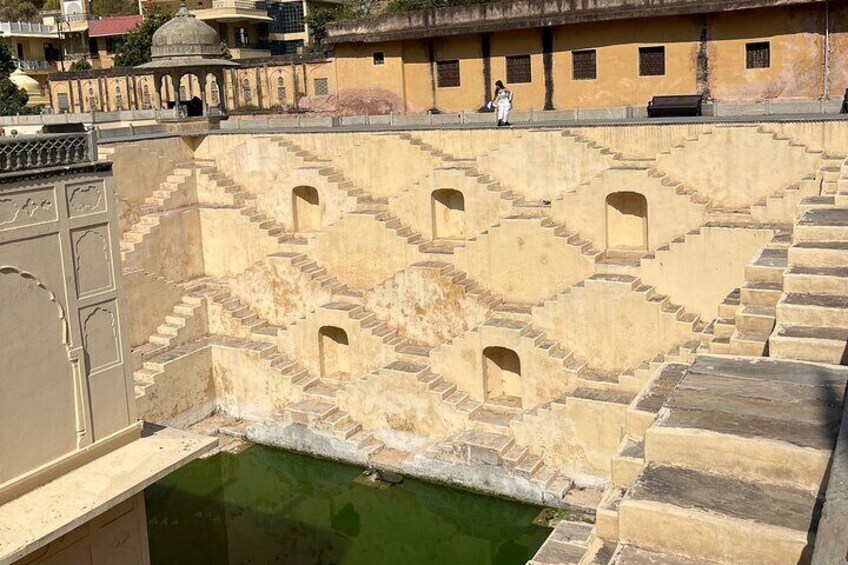 Steep well (Heritage architecture tour)
