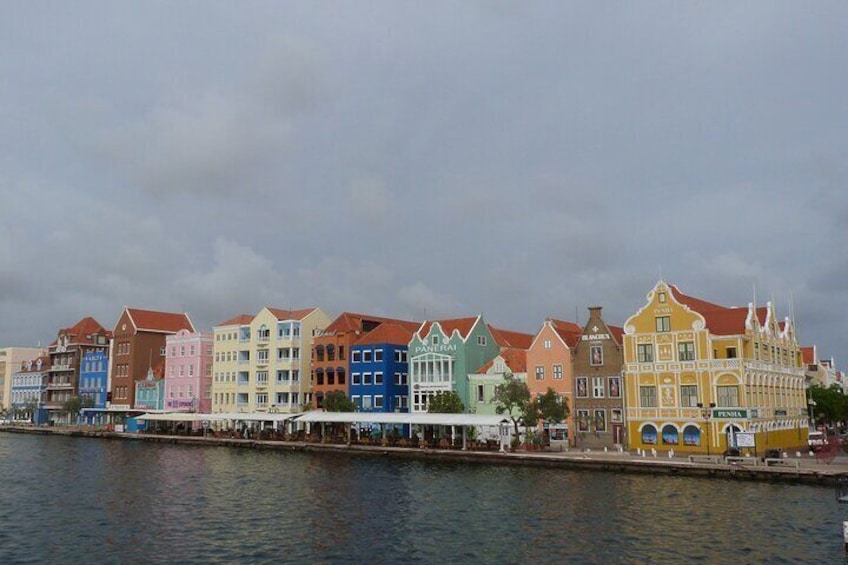The colorful houses of willemstad 
