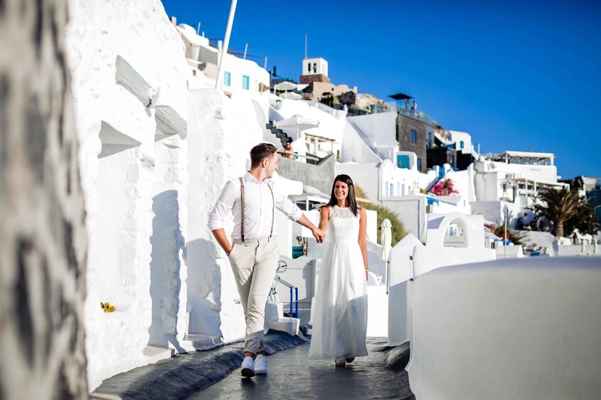 Picture 17 for Activity Santorini: Photo Shoot with a Private Vacation Photographer