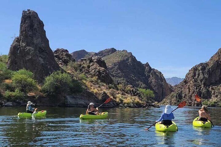 Kayaking Tour on Saguaro Lake