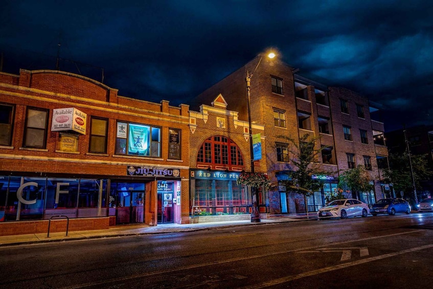 Picture 3 for Activity Chicago: Ghosts & Hauntings of the Windy City Walking Tour