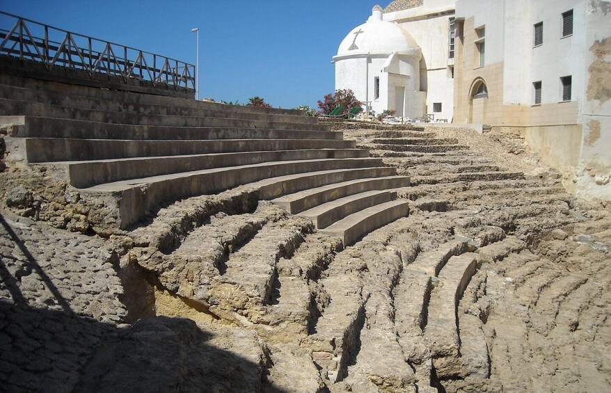 Picture 7 for Activity Cadiz: Medieval Tour