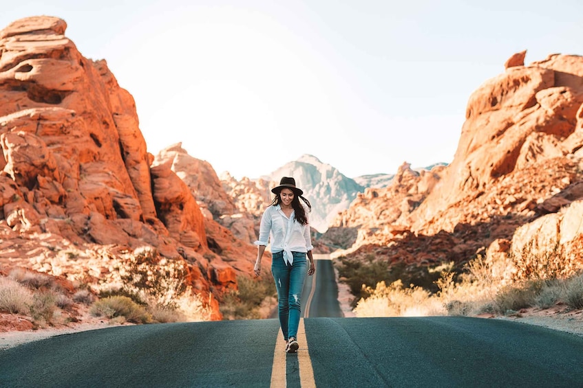 Picture 5 for Activity From Las Vegas: Valley of Fire State Park Tour