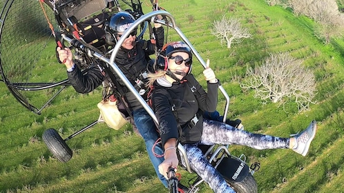 Albufeira: Tandemflyging med paraglider og paratrike