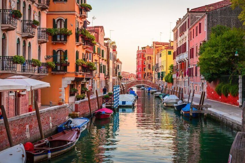 Private Tour of San Polo Rialto and Basilica Dei Frari