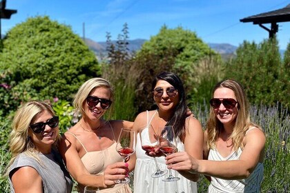 Lake Country Half Day Guided Wine Tour With 4 Wineries