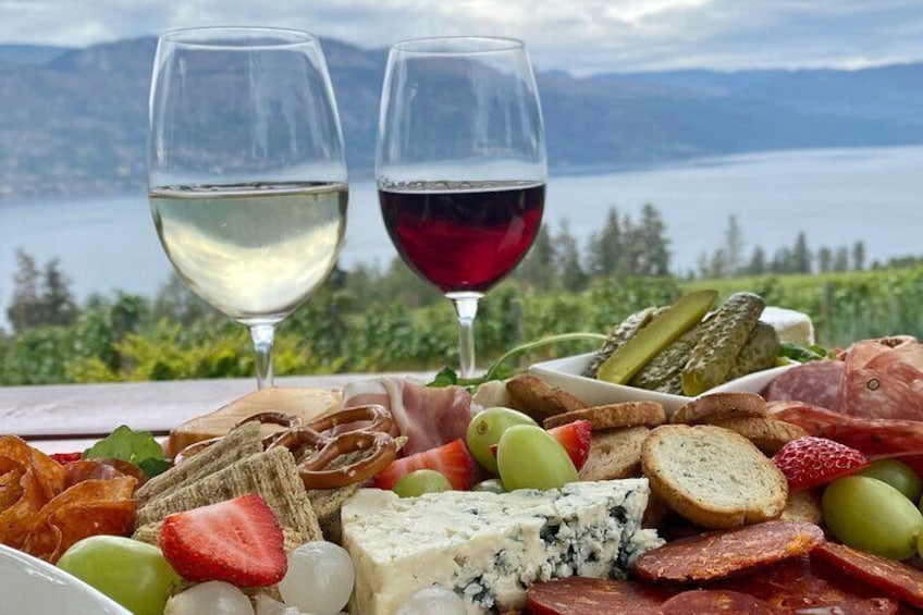 Kelowna Platinum Wine Tour Full Day Guided With 5 Wineries