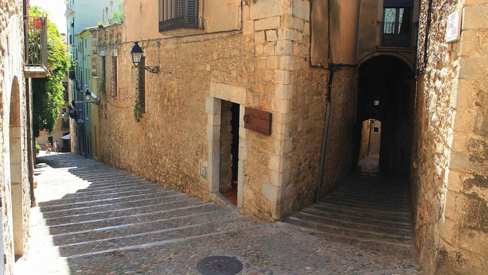 Picture 3 for Activity Girona: Small Group Jewish History Tour of Girona and Besalú