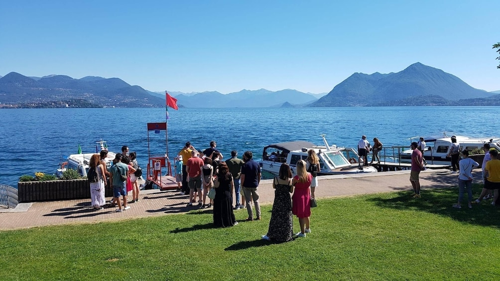 Stresa: Isola Madre & Isola Bella Hop-on Hop-off Boat tour