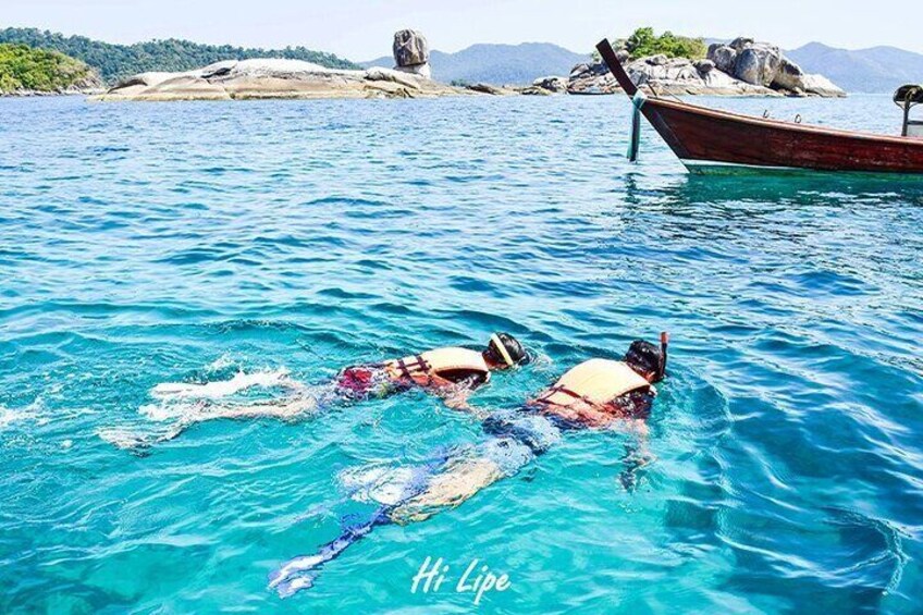 Full-Day Koh Lipe 7 Islands Snorkeling Experience with Lunch