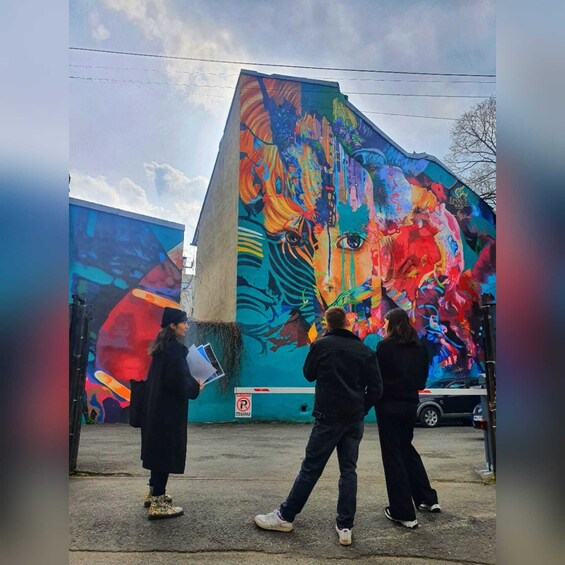 Picture 2 for Activity Bucharest: Alternative Sightseeing 2.5-3h-Hour Guided Tour