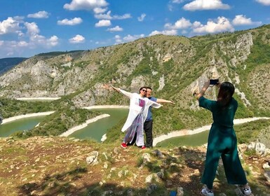 Uvac Naturreservat Tour mit Bootsfahrt und Wanderung zum Aussichtspunkt