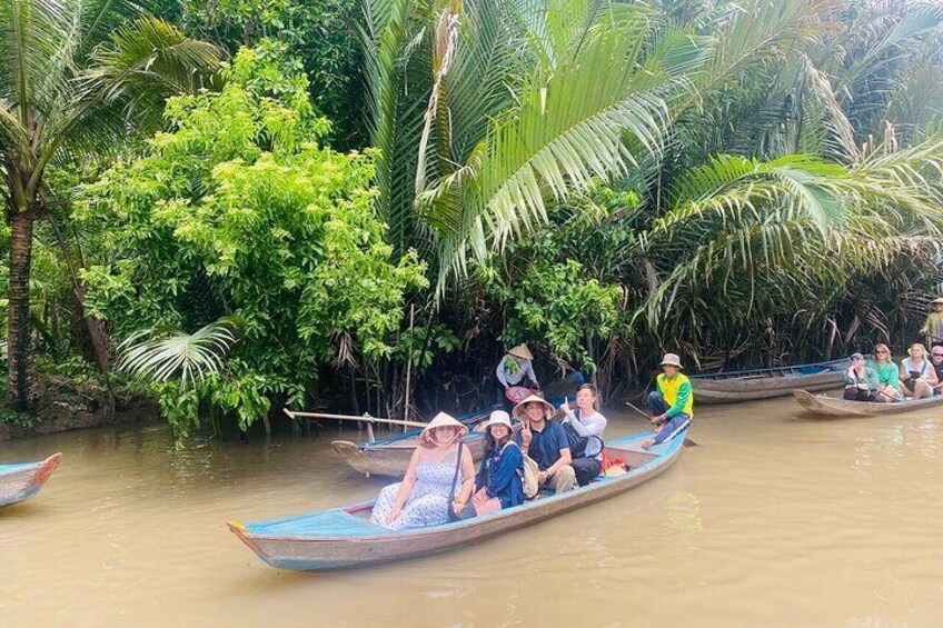 Mekong Delta Full-Day Tour with Sampan Boat Ride and Lunch