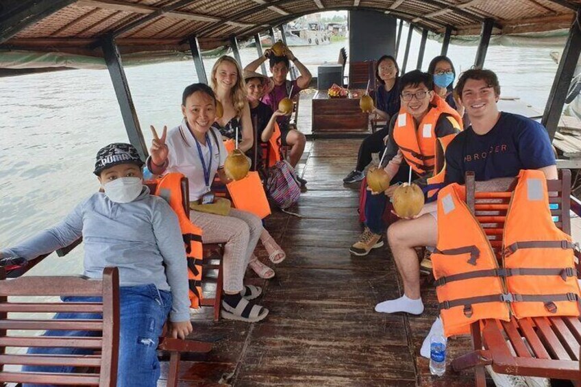 Mekong Delta Tour with Vinh Trang pagoda & Sampan boat ride|