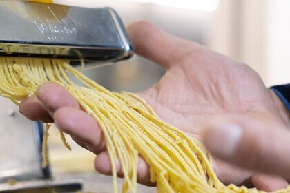 米蘭——探索義大利風味： 新鮮義大利麵和提拉米蘇