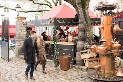 Montmartre Hill French Gourmet Food and Wine Tasting Walking Tour