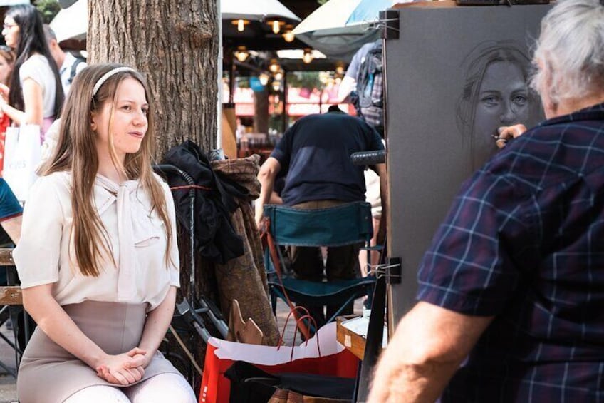 Get to visit the Artists' corner (Place du Tertre)