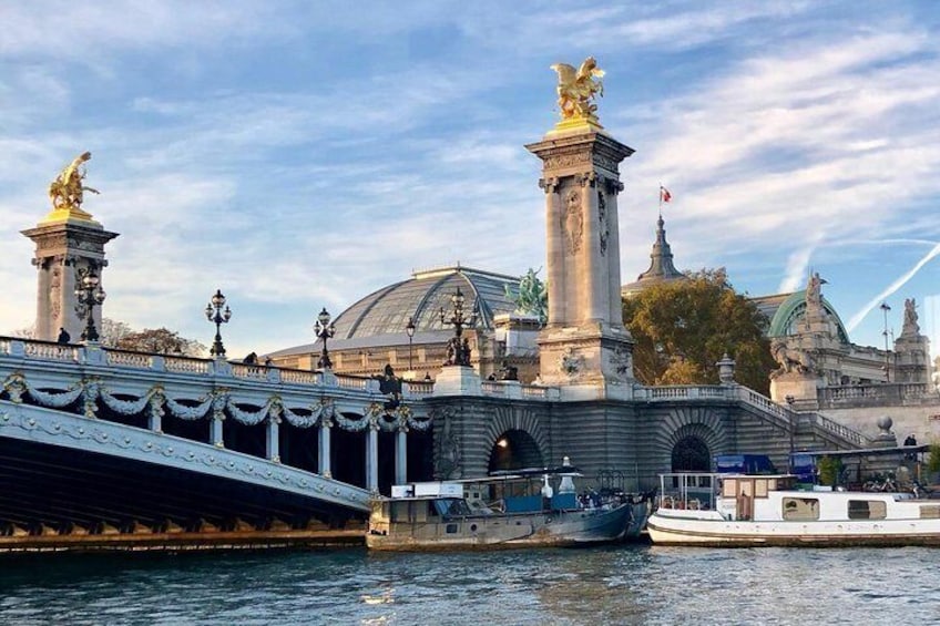 Champagne Tasting on a Seine River Cruise