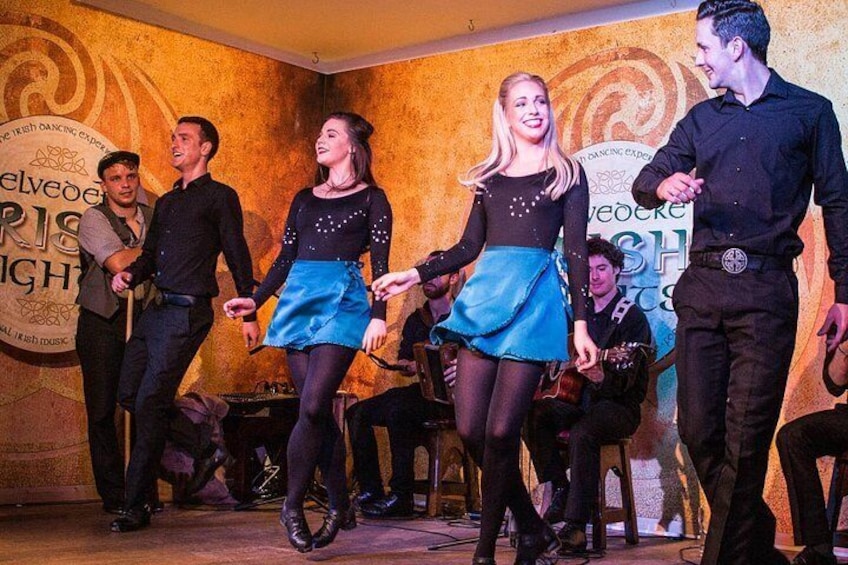 Skip the Line:Traditional Irish Night Show Ticket in Dublin with optional Dinner