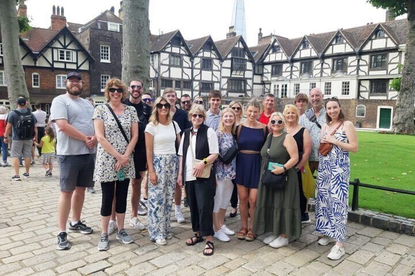 VIP Early Access: Opening Ceremony Tower of London & Bridge Entry