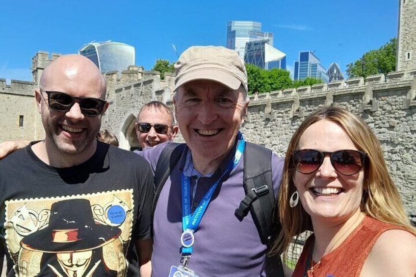 VIP Early Access: Opening Ceremony Tower of London & Bridge Entry