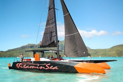 LUXURY Private Catamaran: BORA BORA Full-Day Sailing, Snorkelling