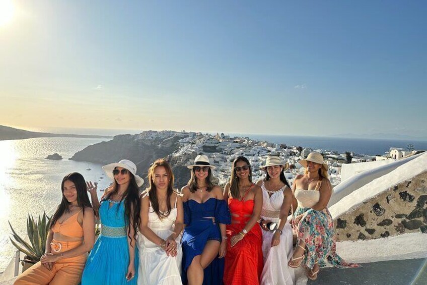  Santorini's Panoramic Blue Shade Tour 