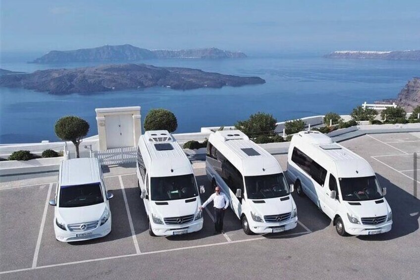  Santorini's Panoramic Blue Shade Tour 